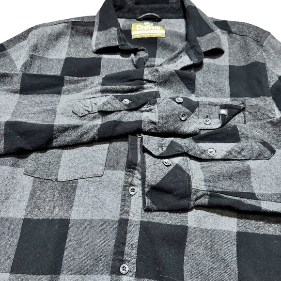 Dravus Flannel Shirt | Black Gray Buffalo Plaid Medium - Picture 9 of 13